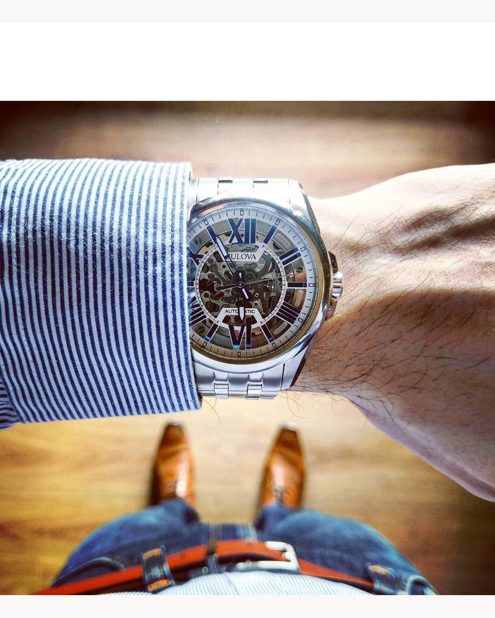 Reloj Bulova Sutton 96A187 Hombre Automático Skeleton Acero Inoxidable Esfera Plateada Índices Azules