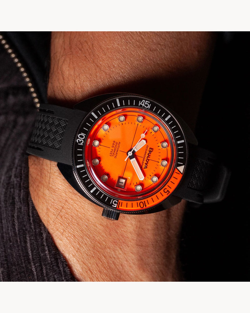 Reloj Bulova Oceanographer 96B350 Hombre Devil Diver Esfera Naranja Correa Caucho Negro