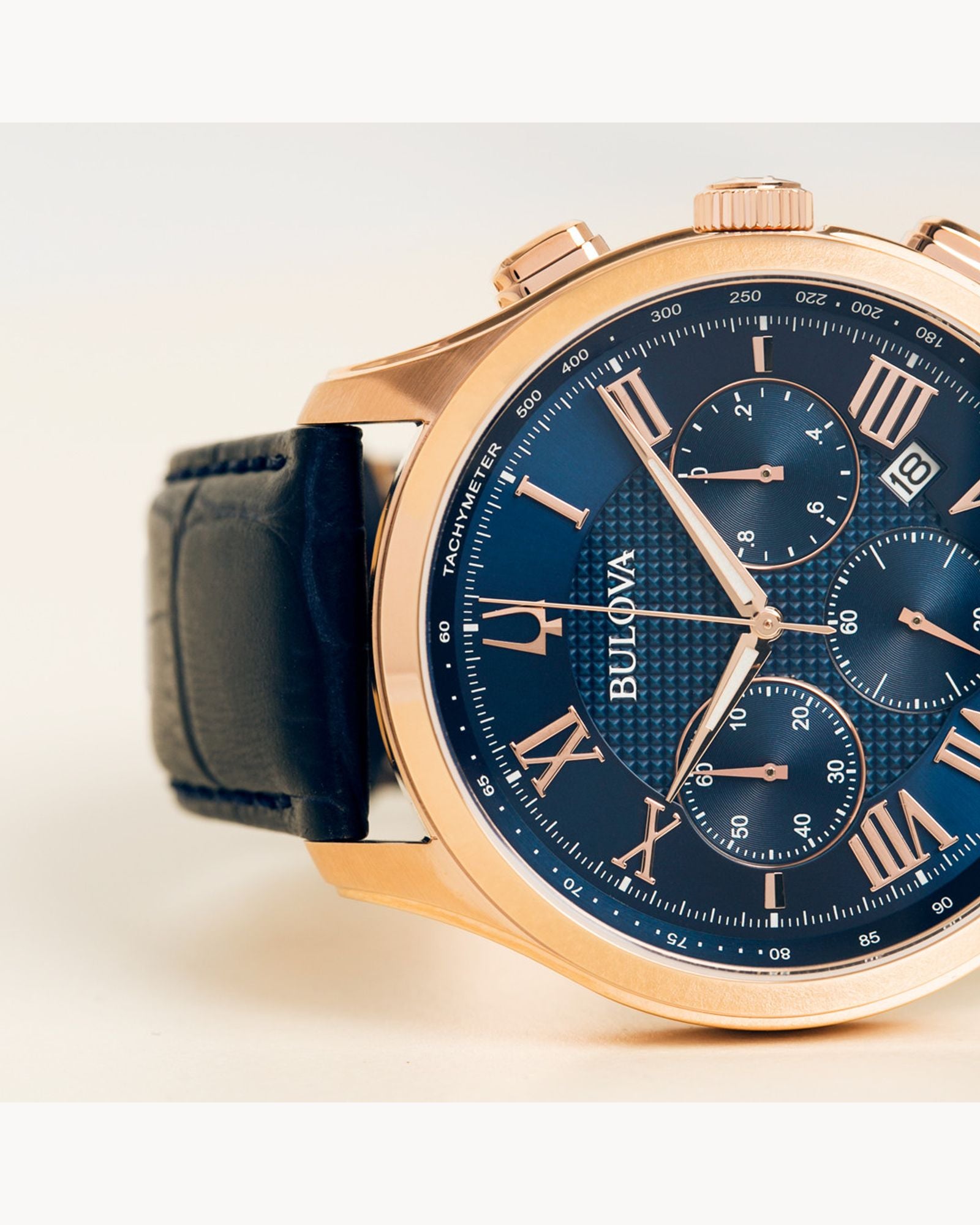 Reloj Bulova Wilton 97B170 Hombre Cronógrafo Acero Oro Rosa Esfera Azul Correa Cuero