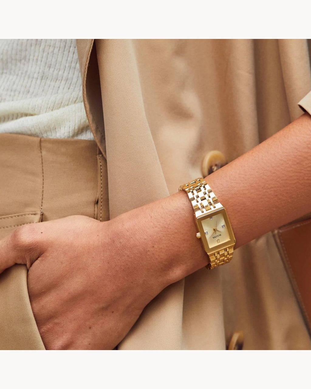 Reloj Bulova Quadra 97P140 Mujer Dorado Rectangular Diamantes