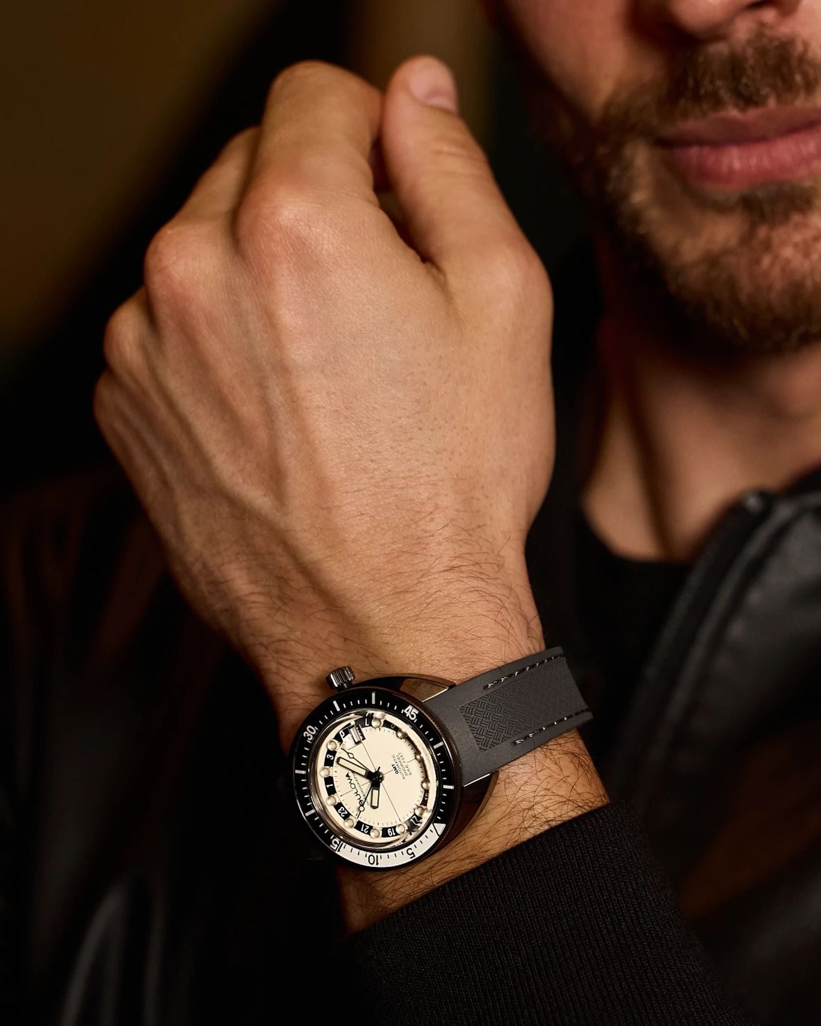 Reloj Bulova Oceanographer GMT 98B407 Devil Diver Automático